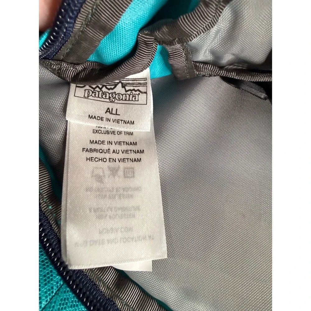 Patagonia Atom Sling Bag 8L Unisex OS Teal Blue Crossbody Backpack Hiking Travel